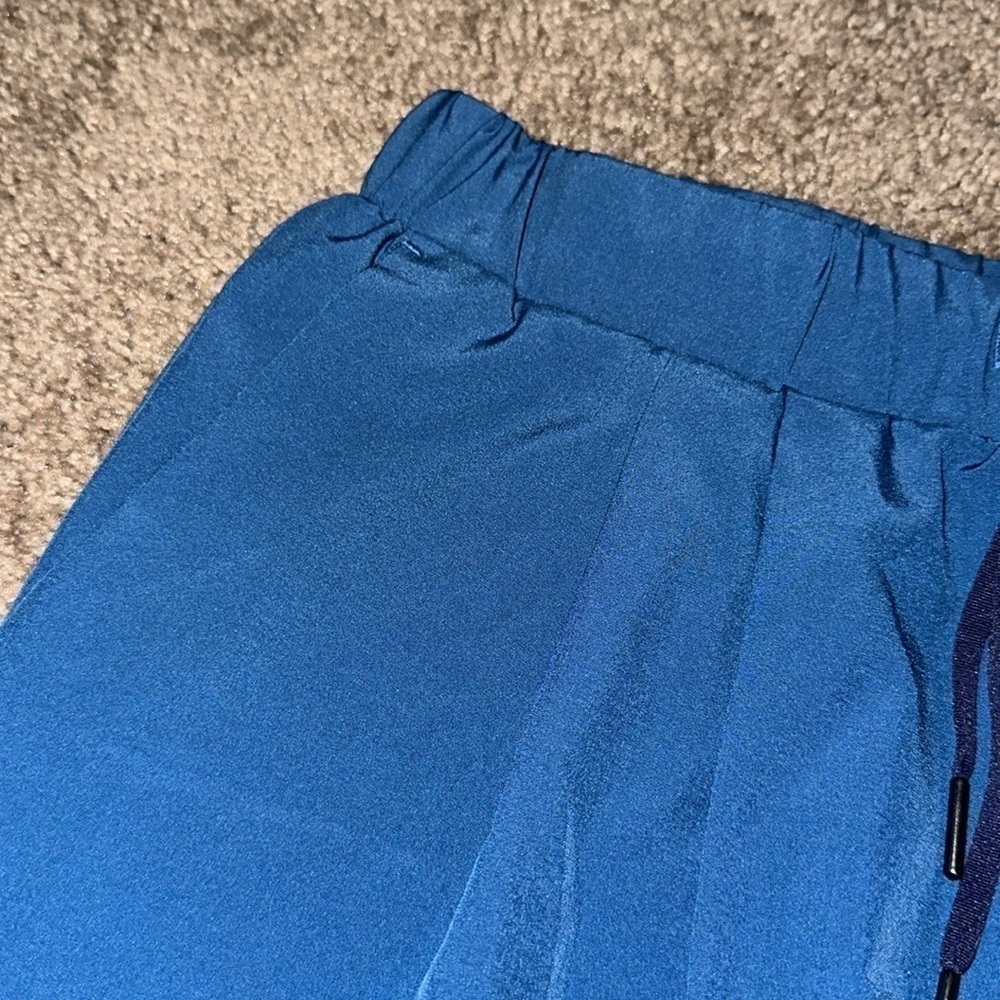 Blue Elastic Waist With Drawstring Size Medium - image 3